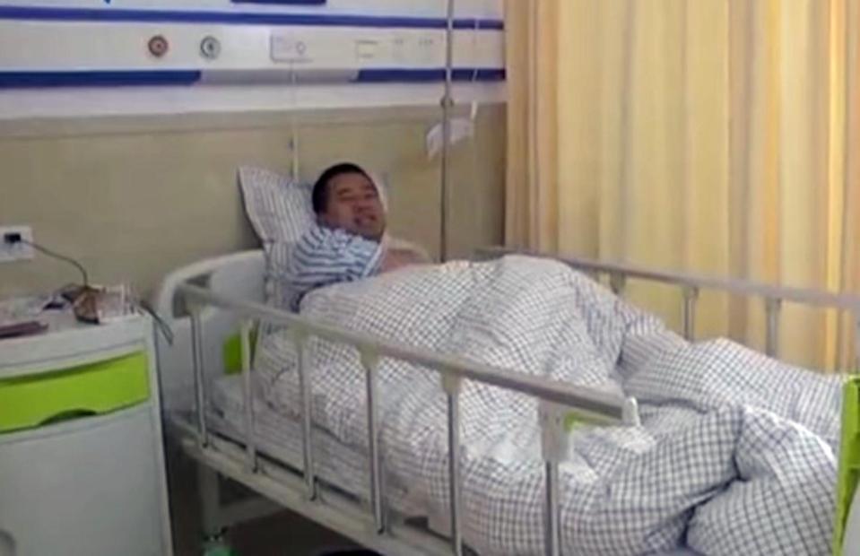  Patient 'Xiao Ming' recovers after his operation