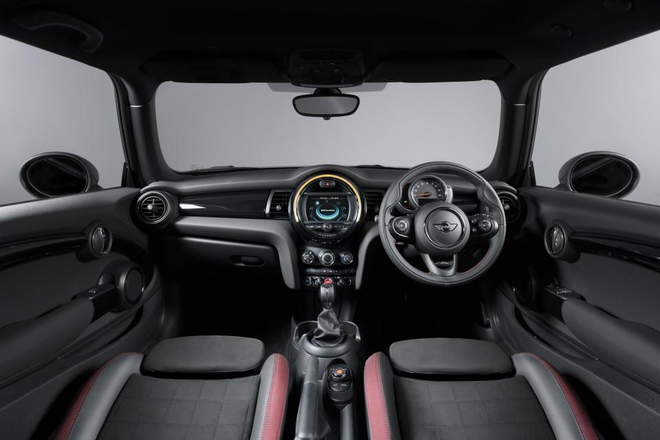  Interior gets JCW treatment - but sadly isn't that quick on the road