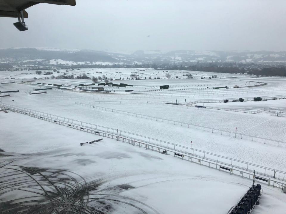  Cheltenham is currently covered in three inches of snow