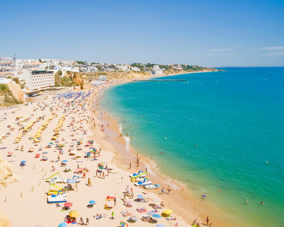  Look for a sunny escape in the Algarve with Albufeira deals from £96pp