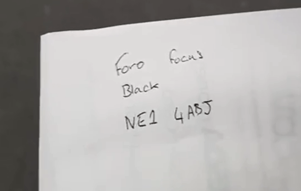  Michael Singer pretended a car had left its lights on and handed in a note to staff