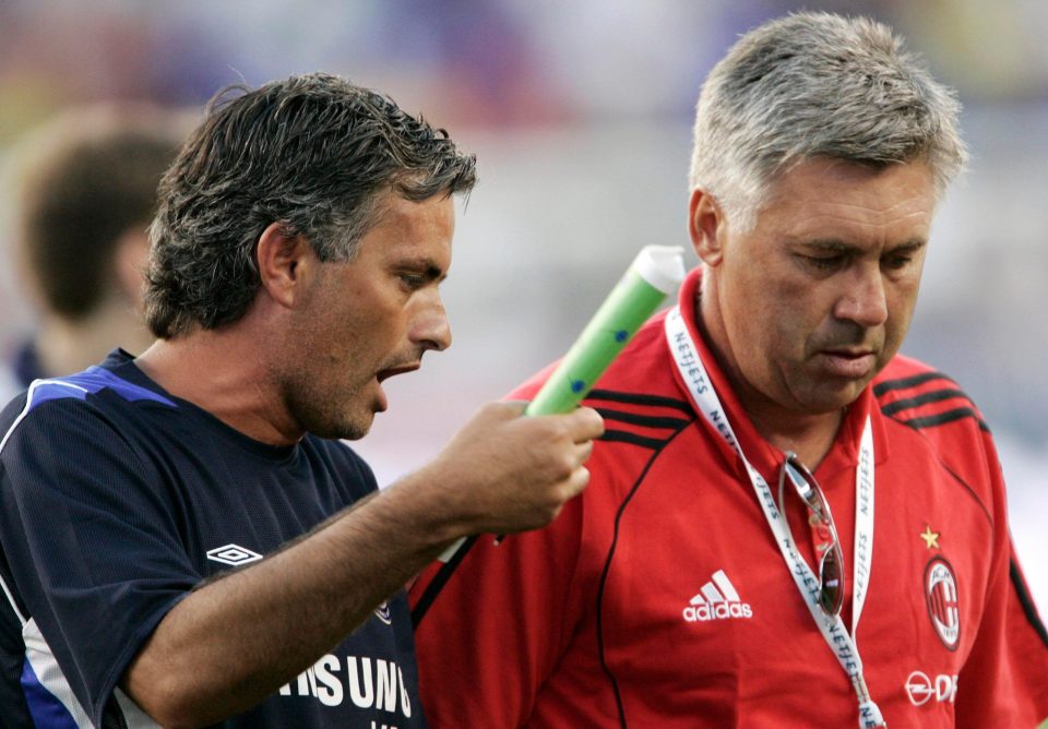  Ancelotti shooting the breeze with former Chelsea boss Jose Mourinho when he was in charge at AC Milan