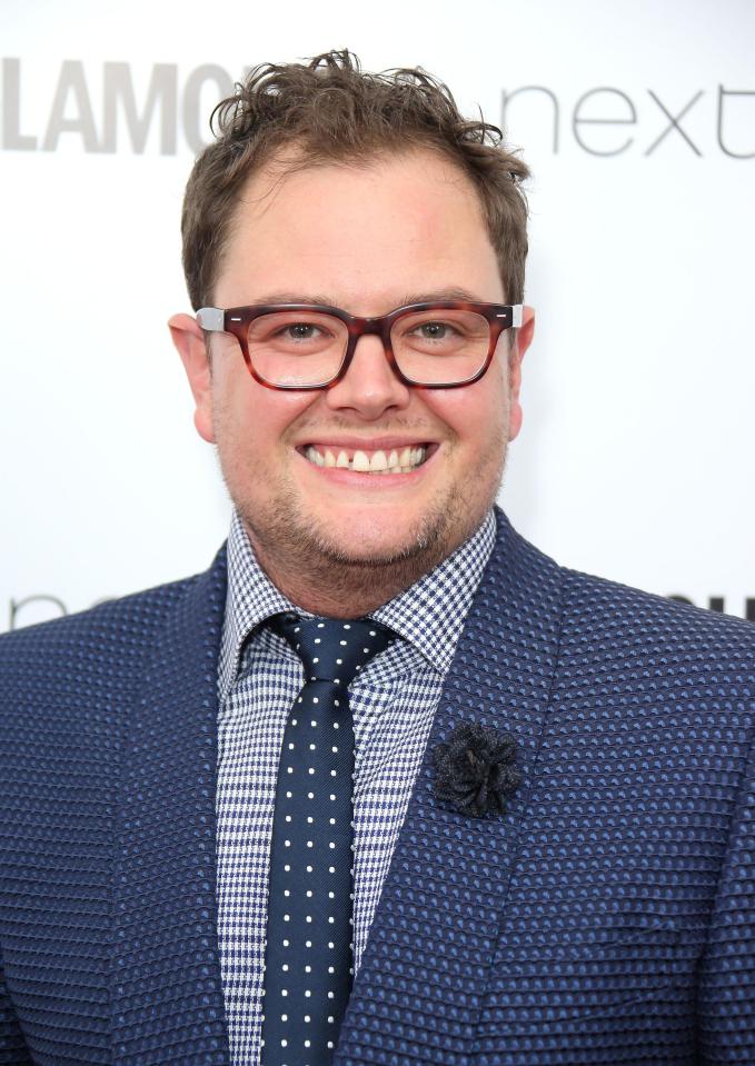  Alan Carr is hosting a new karaoke game show for ITV1