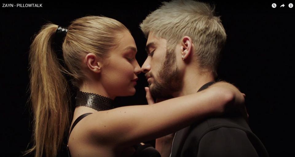  Gigi appeared in Zayn's video for Pillowtalk