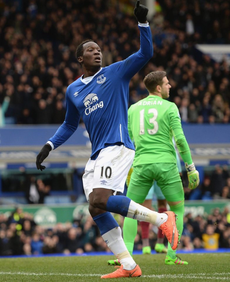  Romelu Lukaku is now the 28th member of the Premier League 100 club