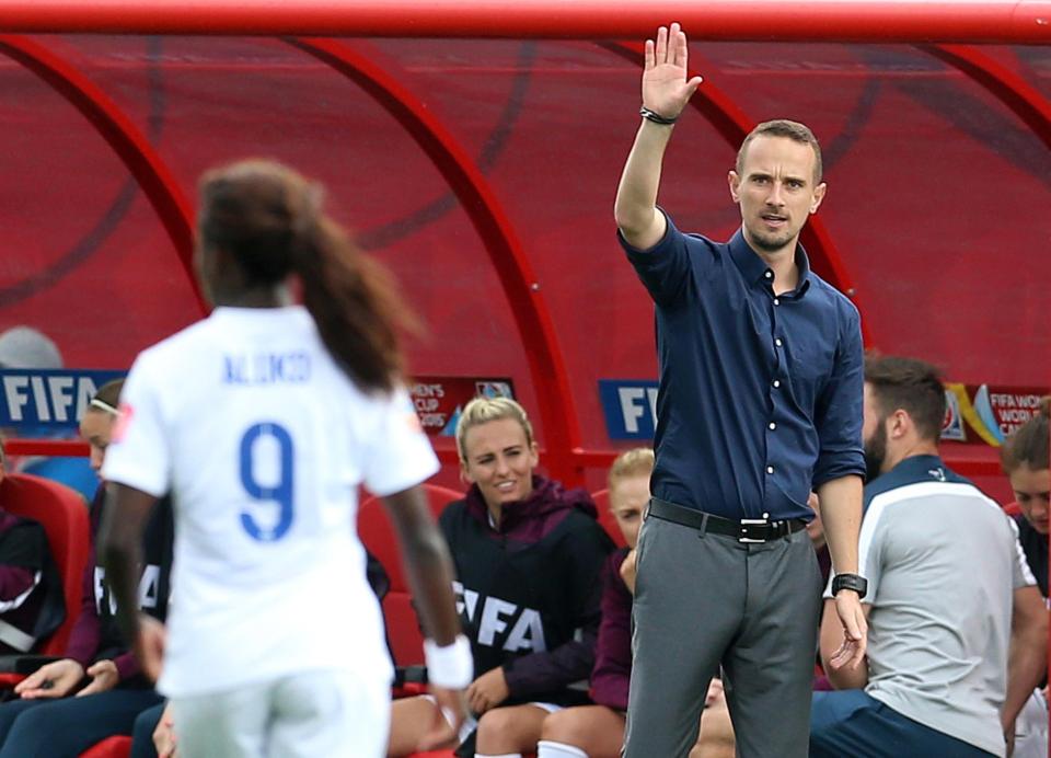  Mark Sampson was accused of threatening a woman with a pole in a report