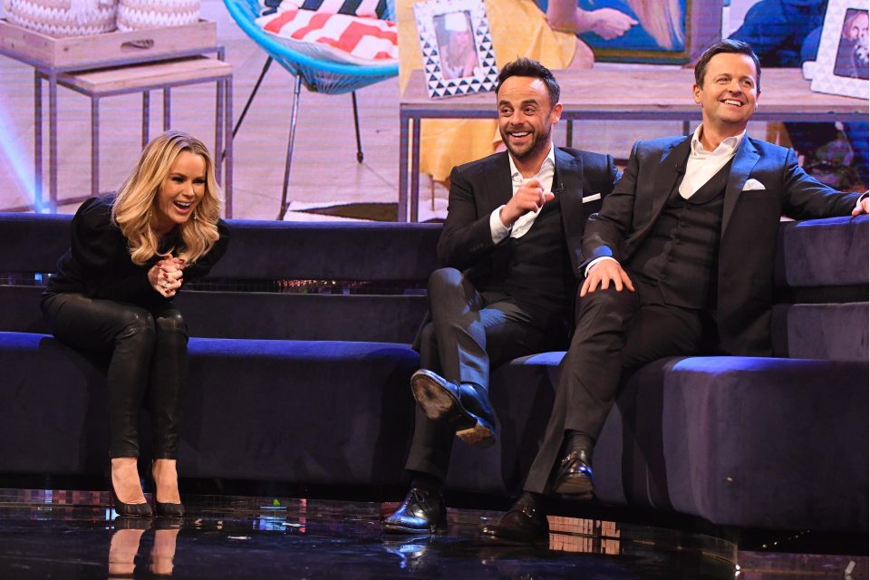  Amanda Holden sent a supportive message to her friend Dec who will present without Ant this evening