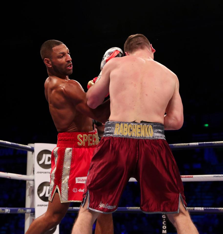  Kell Brook landed a strong right hand to secure a knockout in the second round