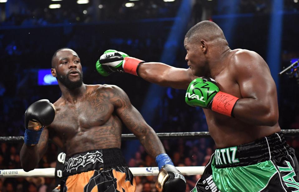  All three judges had Deontay Wilder winning at the time of the KO