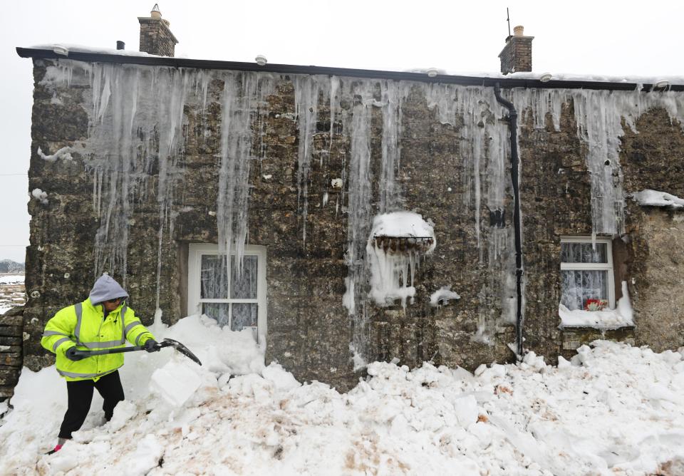  Two million households to get share of £50m 'big freeze' Cold Weather Payments