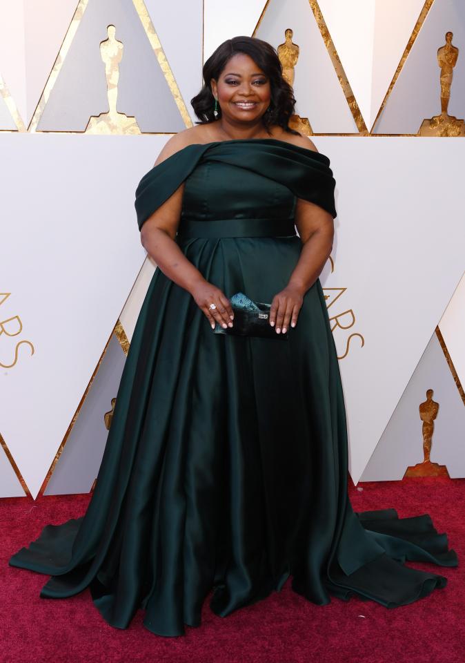  Octavia Spencer wowed in an off-the-shoulder forest green dress