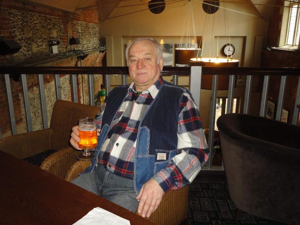  Doctors fear that former military intelligence officer Skripal is on the brink of death