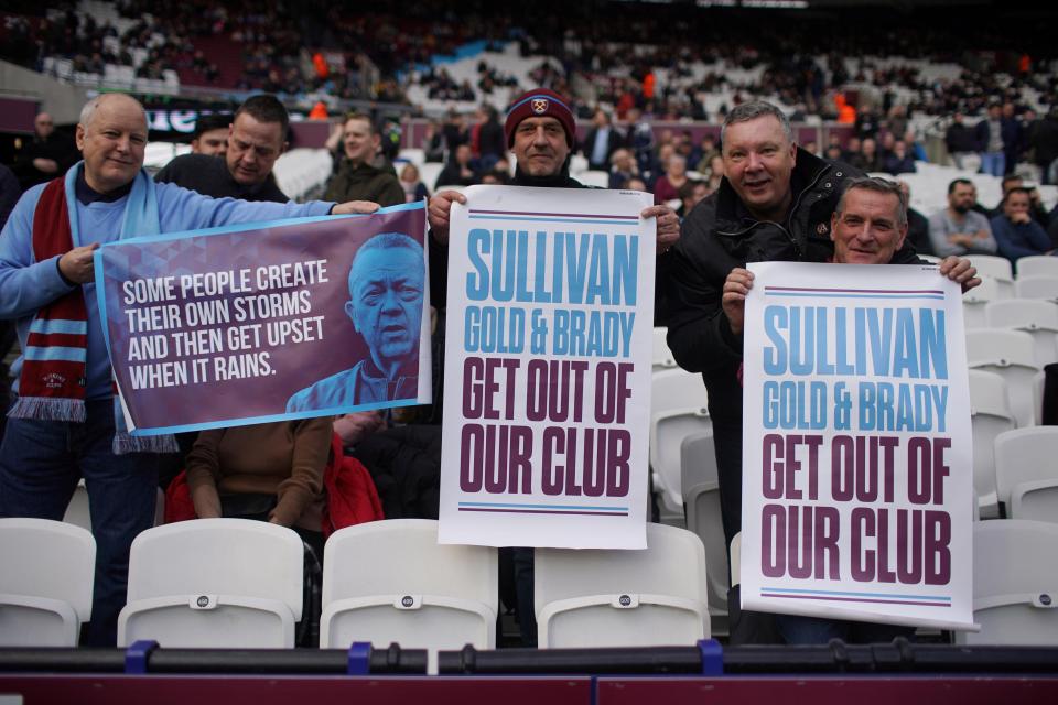  We can't sack the board so West Ham fans ought to get behind the players