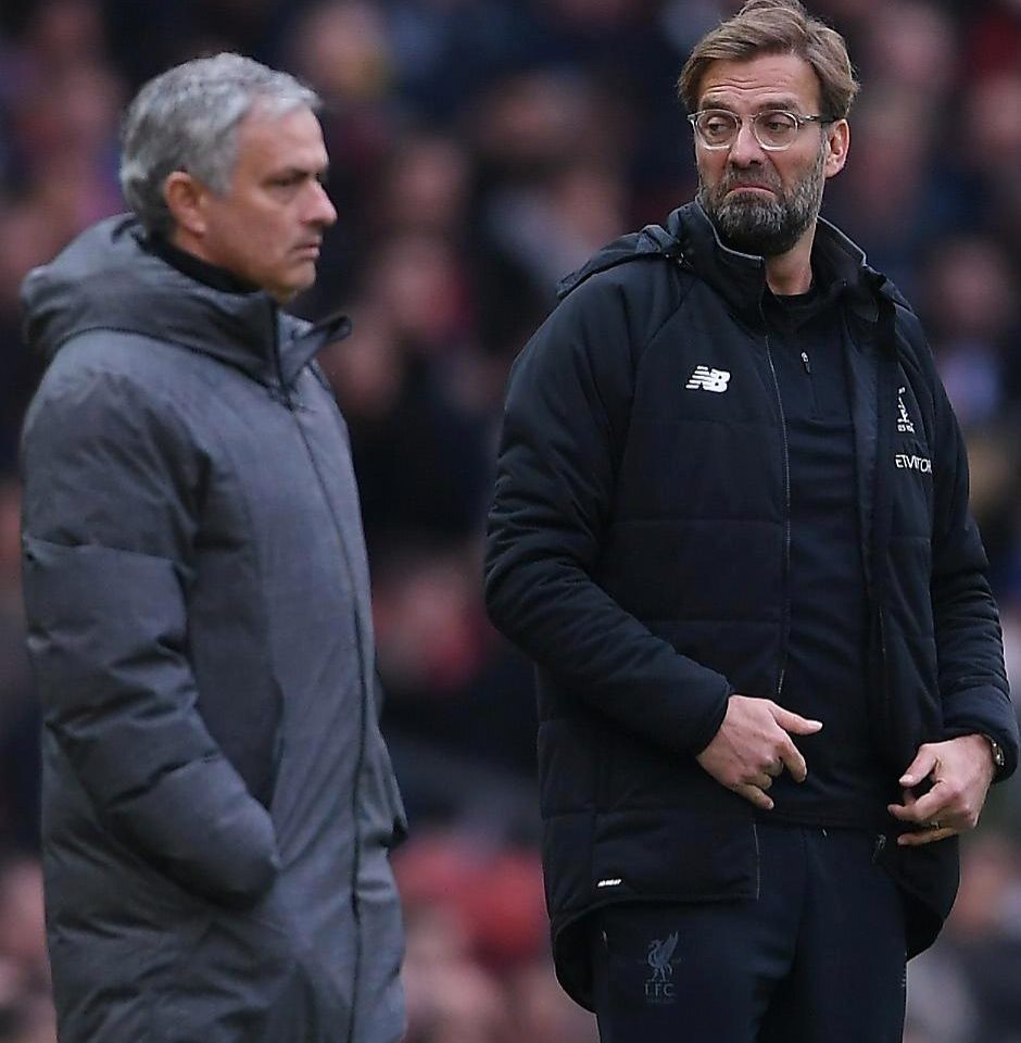  Jurgen Klopp was unhappy that Fellaini wasn't pulled up for a penalty for a challenge on Sadio Mane