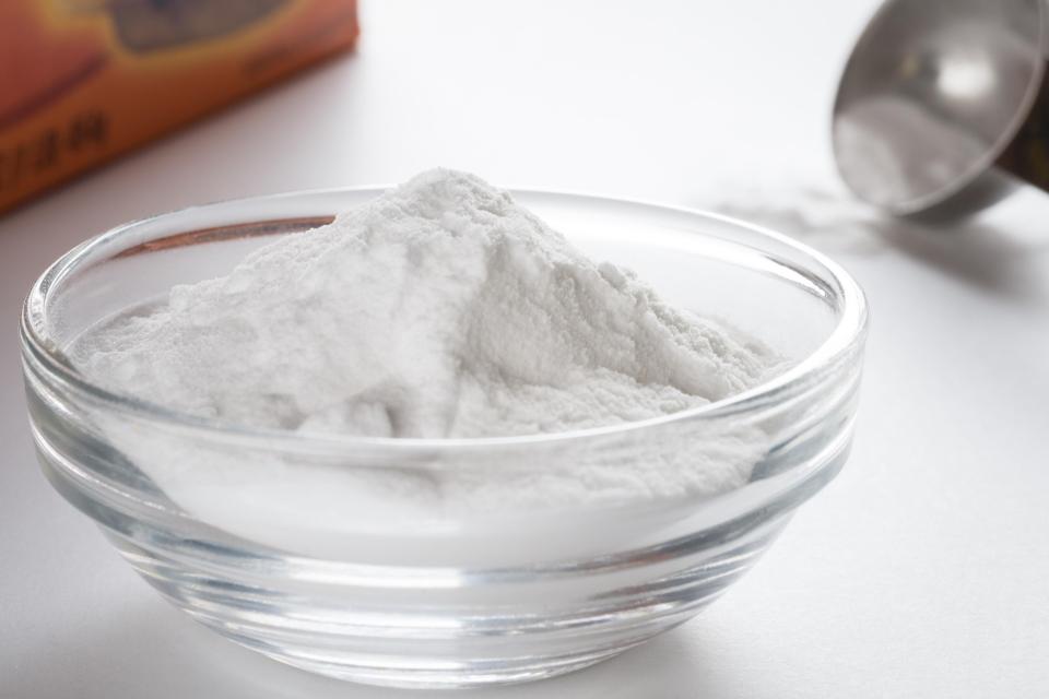  Baking soda is often used to make cakes