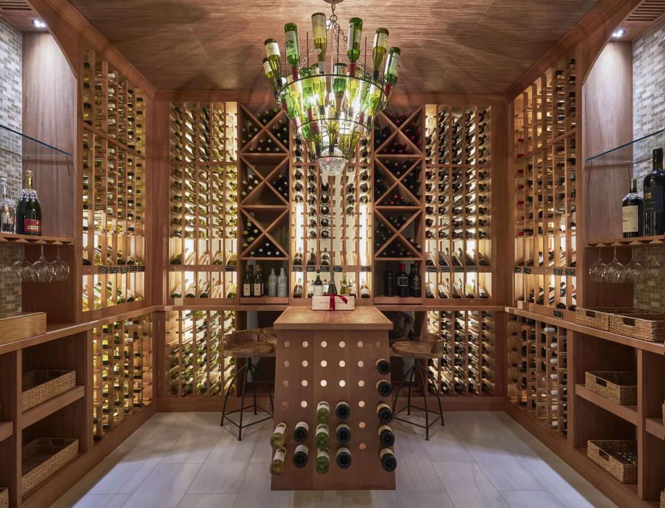  The mansion includes a fantastic winery able to hold hundreds of bottles