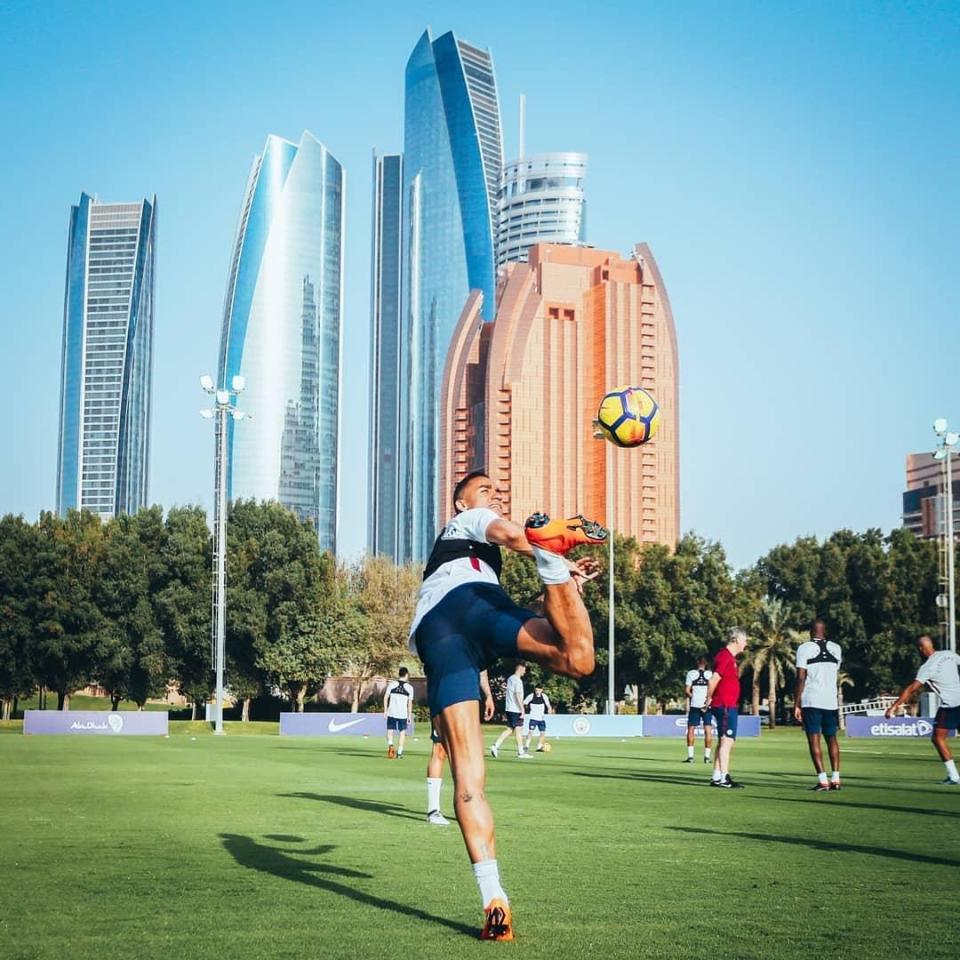  Danilo shows off his skills against the amazing Abu Dhabi skyline