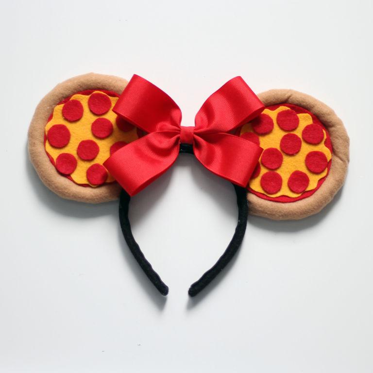  These incredible pizza-inspired Minnie Ears at being sold on Etsy for Disney lovers from £23.67