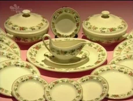  Be the envy of your friends with a Wedgewood dinner service