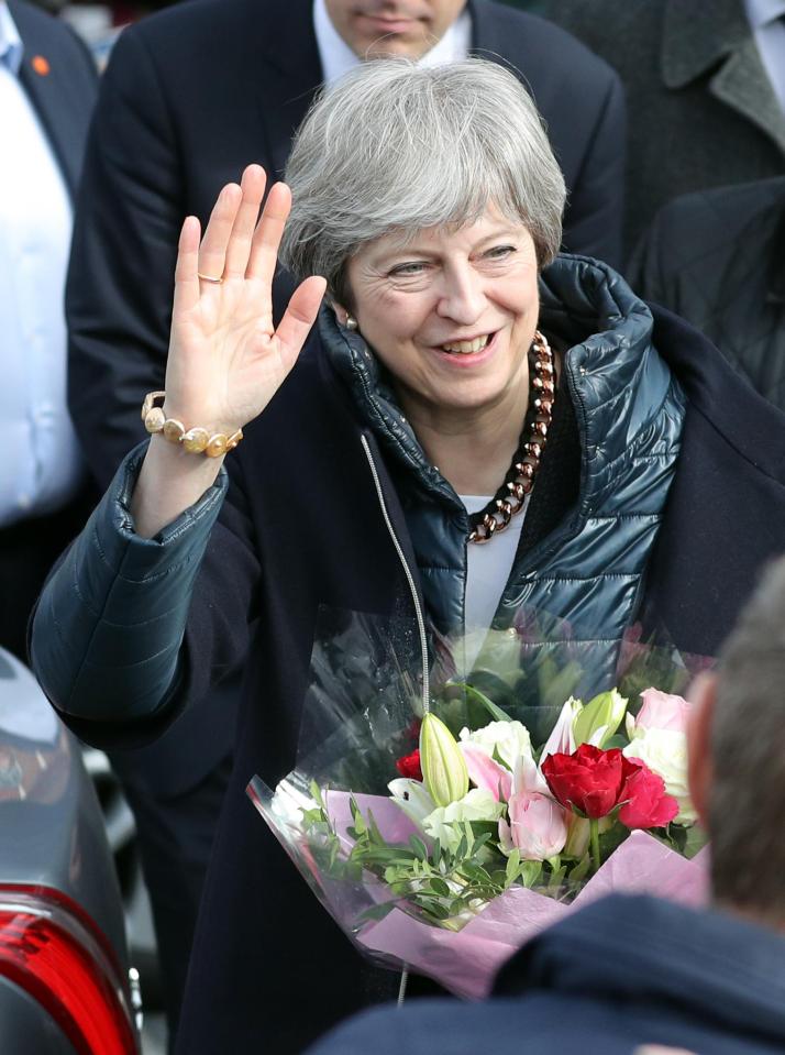  She received a positively Royal welcome from the crowds - even finishing it off with a polite wave