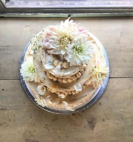  Could Meghan and Harry's cake look like this? This is one of the wonders featured on Claire's Instagram account