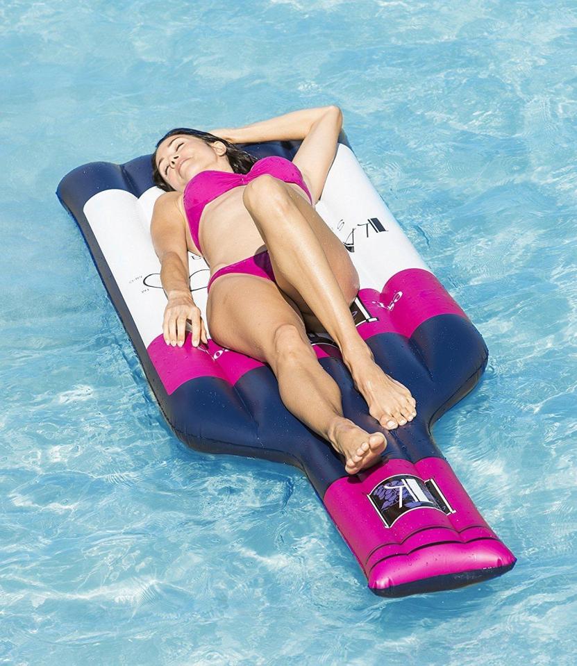  We REALLY want this pool float