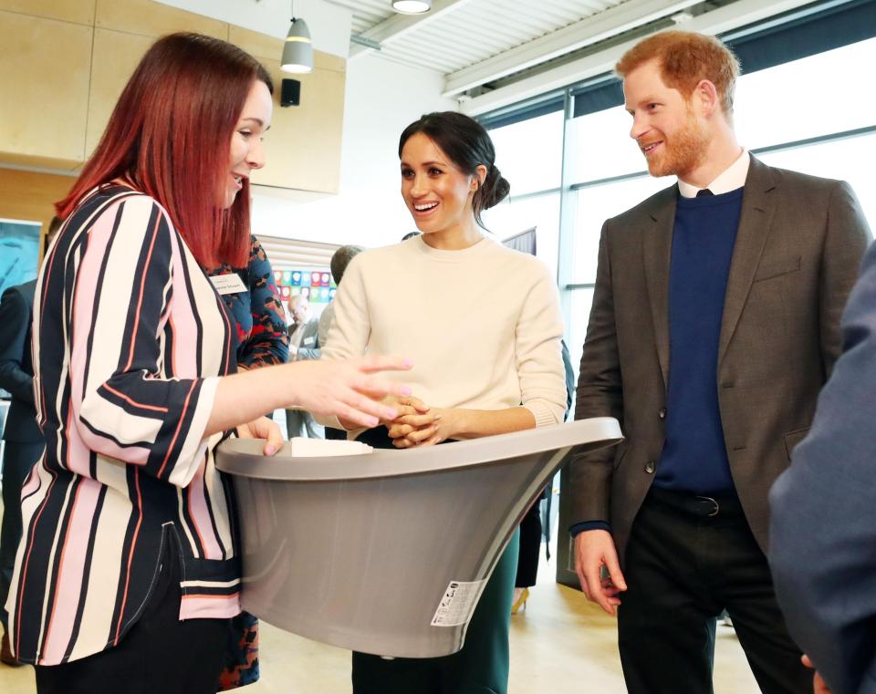  Meghan Markle and Prince Harry meet business owners in Belfast and chat about baby products