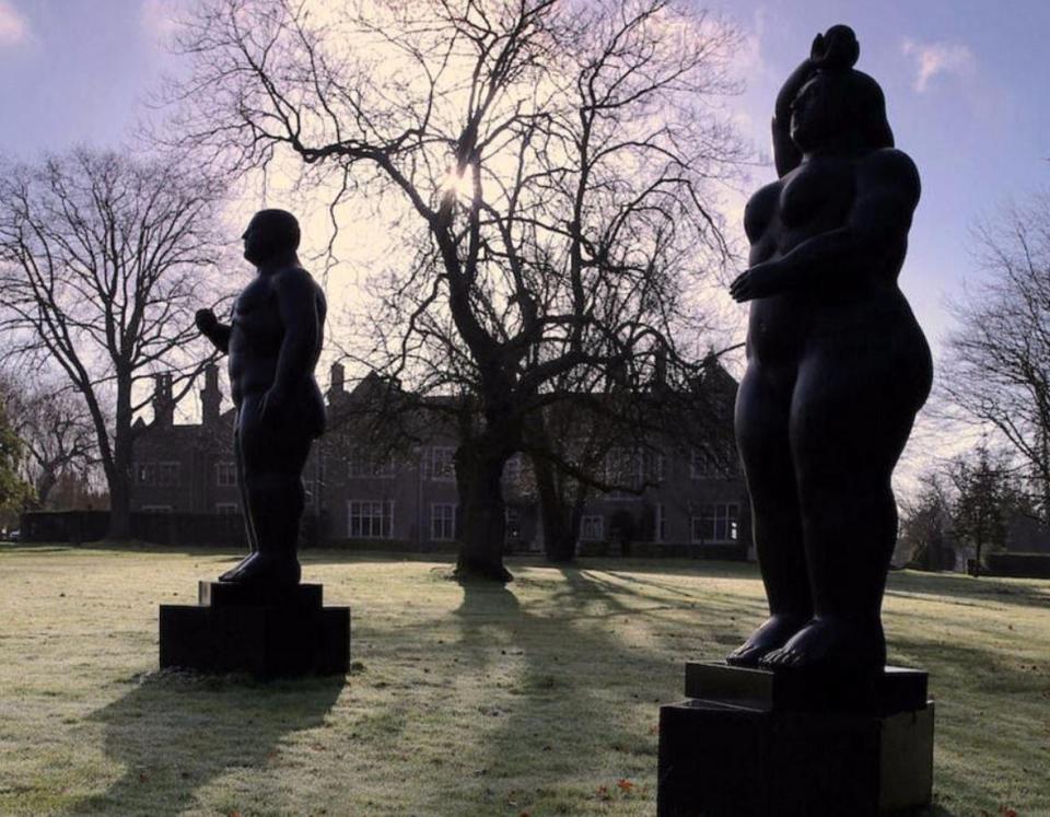  These Adam and Eve sculptures by Fernando Botero sold for £2m