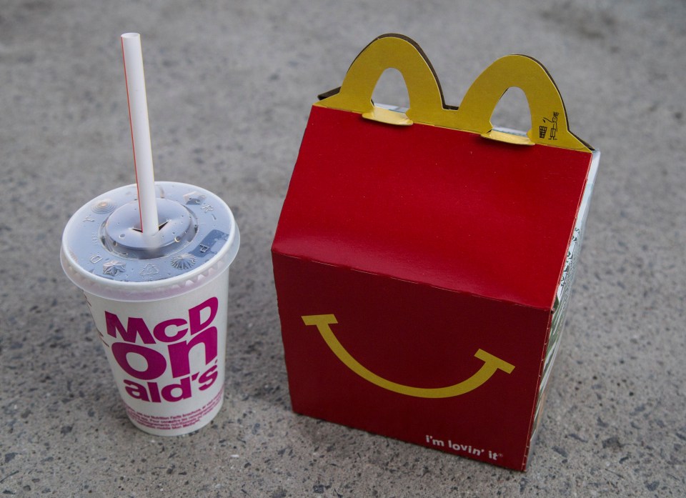 McDonald’s is going to replace the plastic straws with paper ones from May