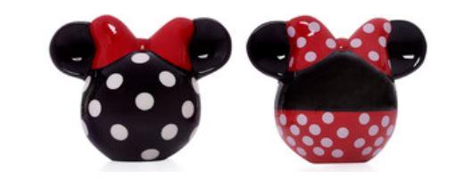  The cute kitchen items are being sold in packs of two and come in Minnie's colours