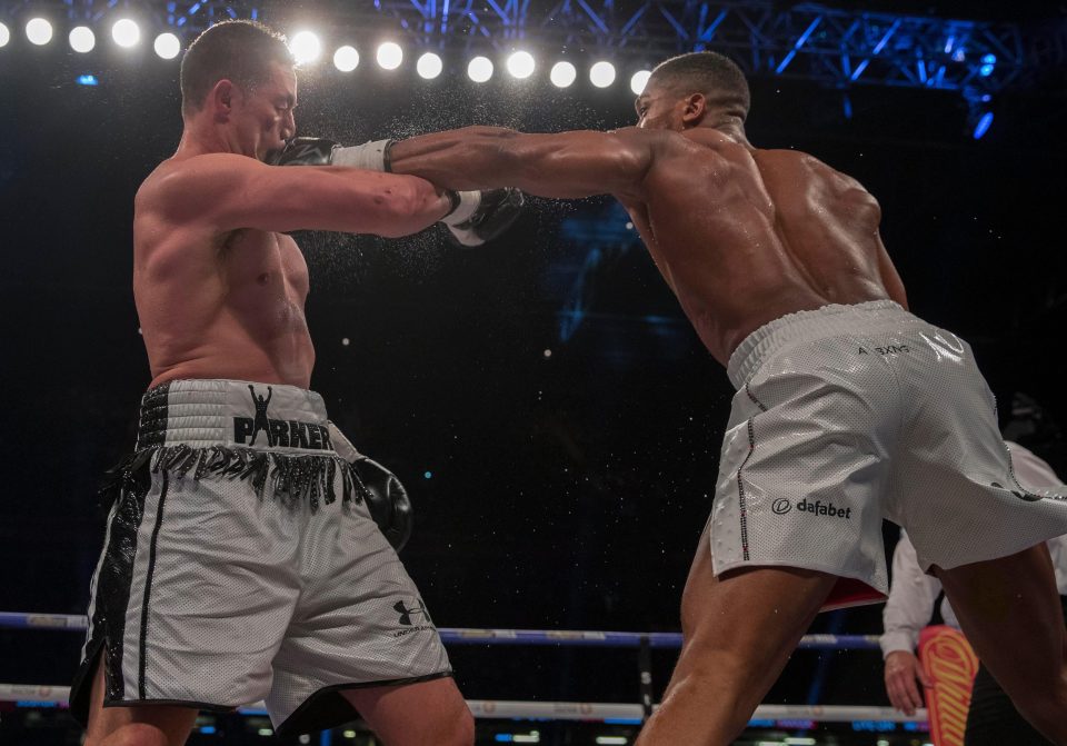  Anthony Joshua took the battle with Joseph Parker on points