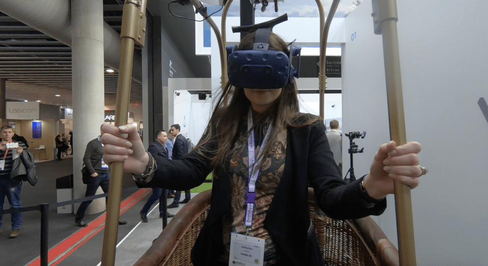  A real hot-air balloon set up on a rig lets you simulate the experience in VR