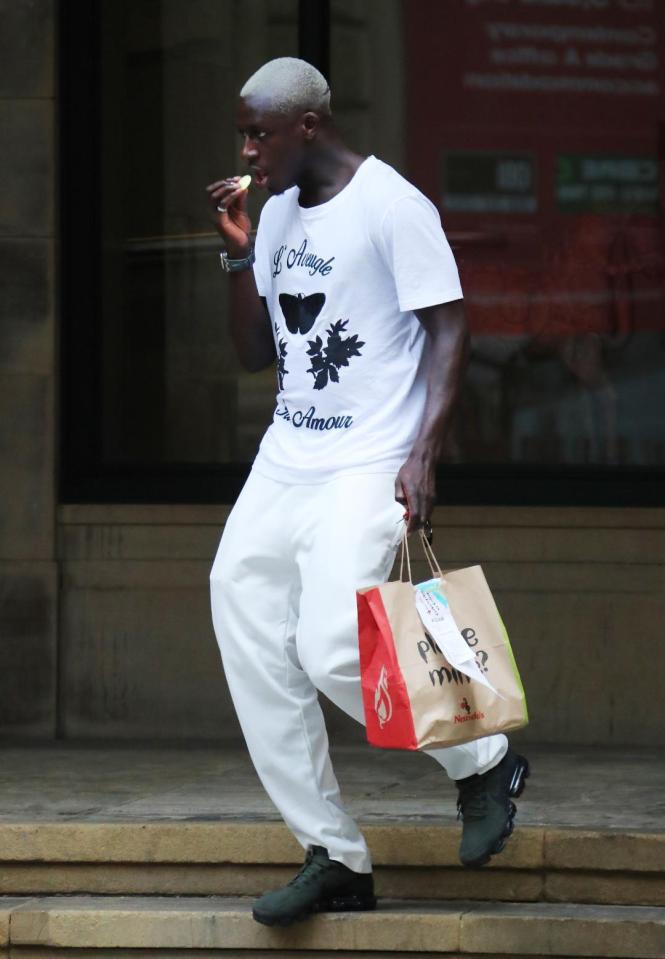  Benjamin Mendy popping out for a cheeky Nandos wearing a Gucci T-shirt