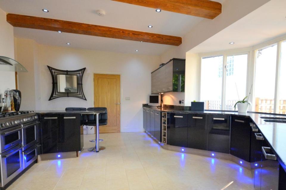  The kitchen has been recently refurbished and has underfloor heating too