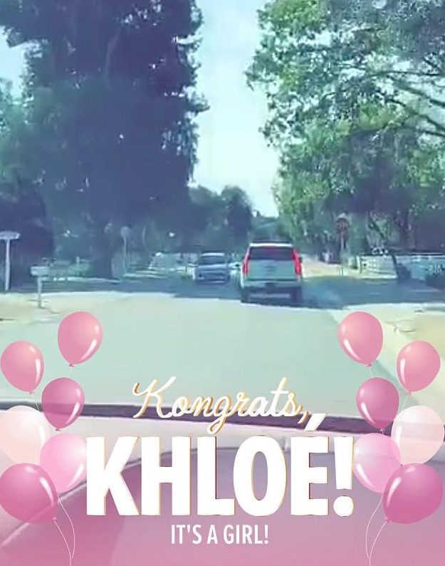  Kylie congratulated Khloe on Snapchat