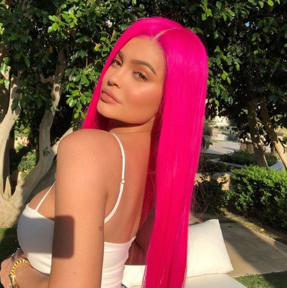  The reality babe showed off her dramatic new look at Coachella