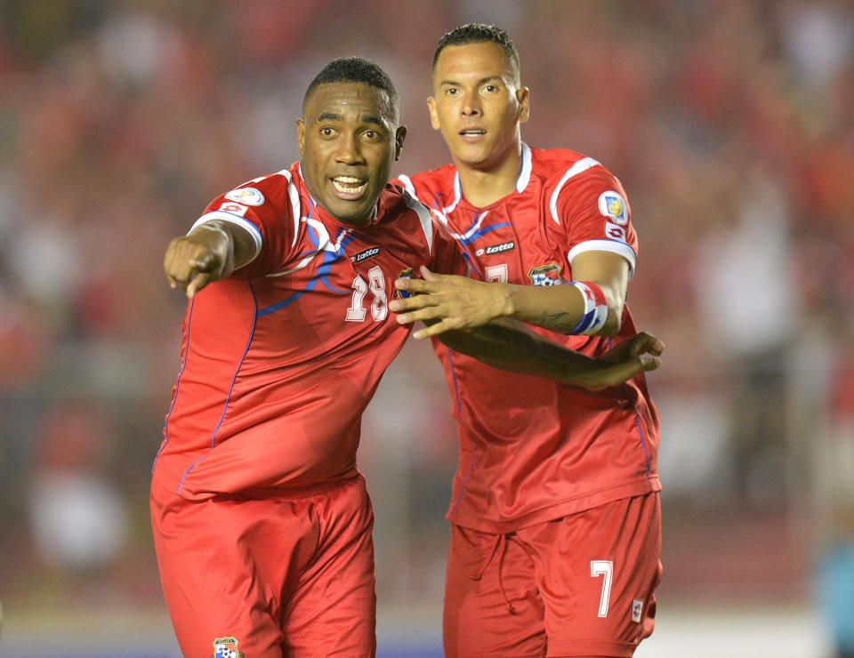  Striker Luis Tejada, left, is getting the chance to play in a World Cup despite being in his late 30s