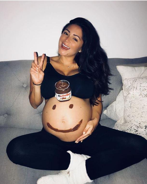  Casey posted this pic on Instagram showing off her pregnancy bump