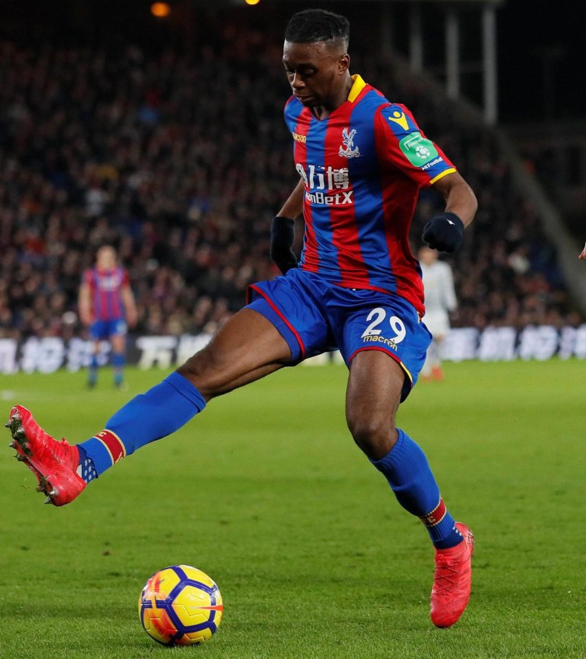  Aaron Wan-Bissaka is Palace's Player of the Month for March