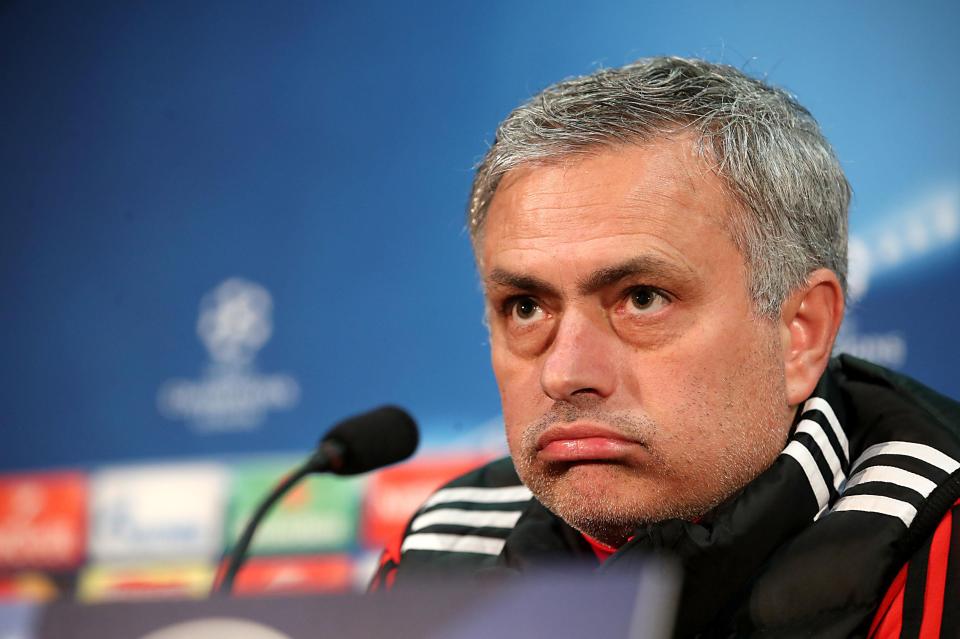  Mourinho may have to suffer watching City scoop the title this weekend