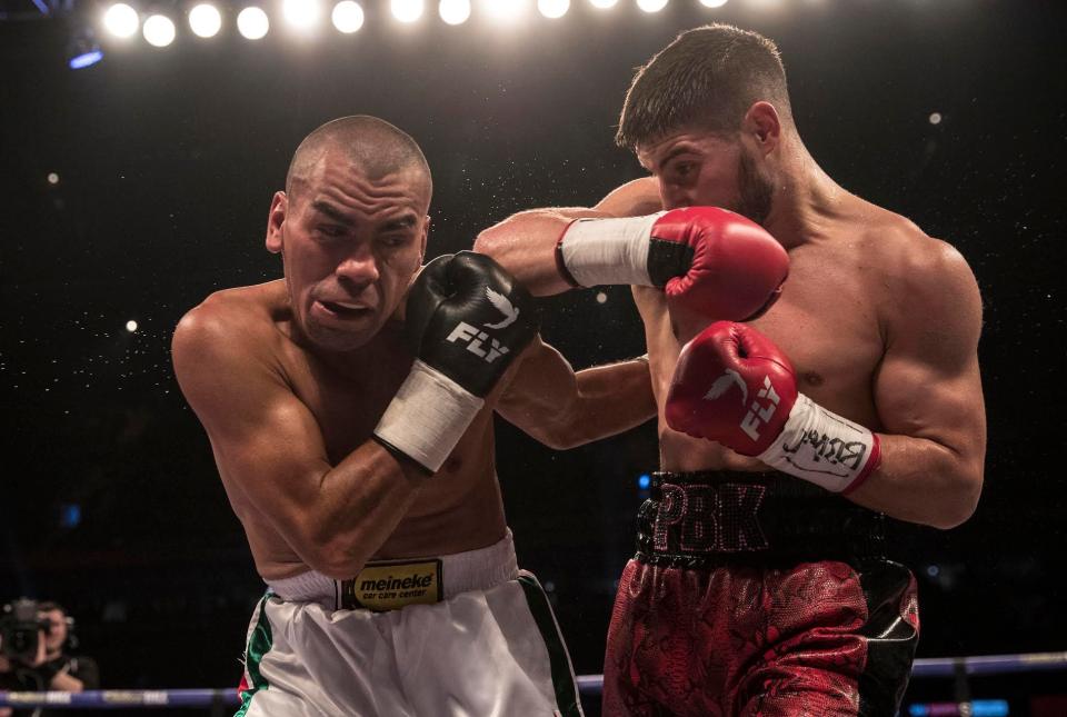  Josh Kelly was dominant against Carlos Molina