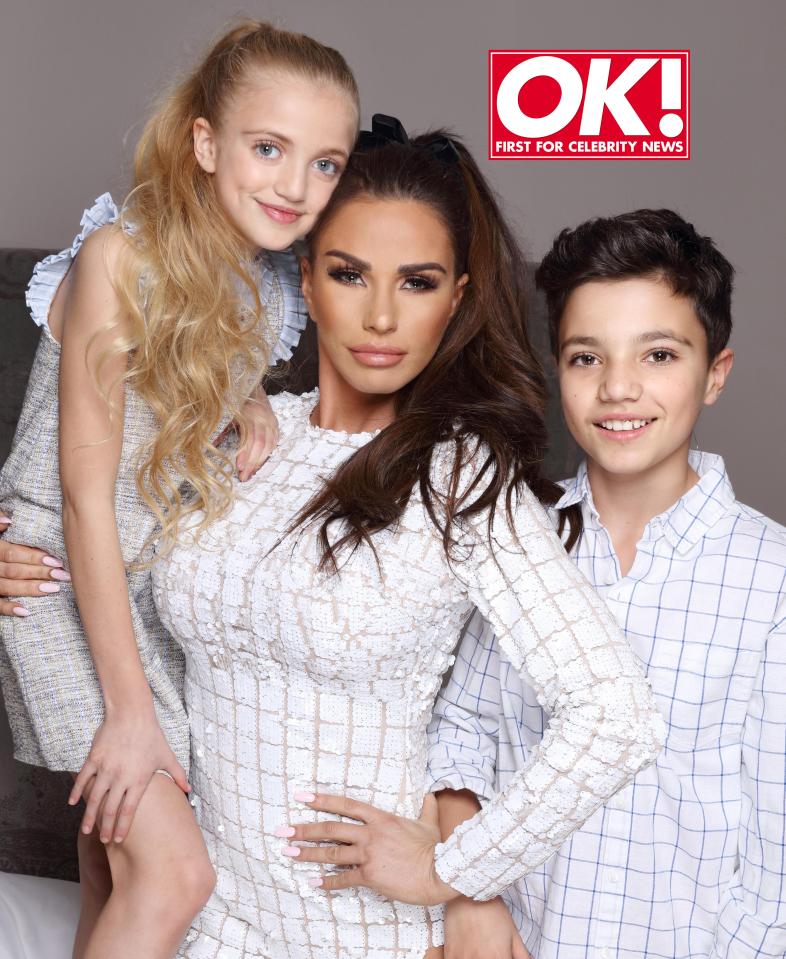  Katie Price reveals she can only contact Princess and Junior's dad via a group text