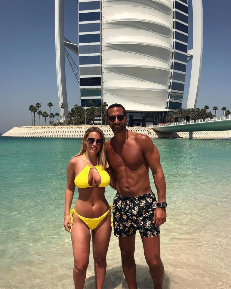  Bunnies wouldn't melt... chocolate bunnies that is on Rio Ferdinand and Kate Wright's hot hols