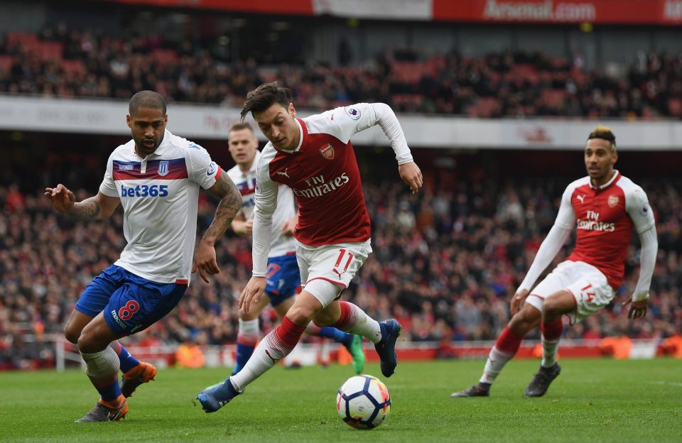  The pair clashed on the field during Arsenal's 3-0 win over Stoke