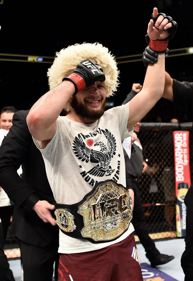  Khabib Nurmagomedov won the UFC lightweight title in Brooklyn on Saturday