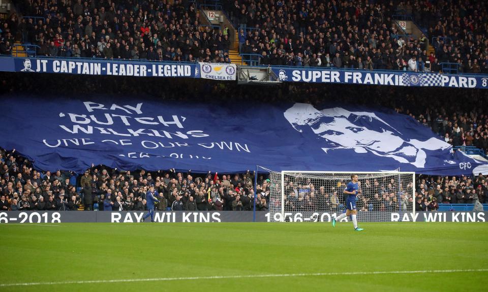  West Ham fans showed class in their respect to late Ray Wilkins