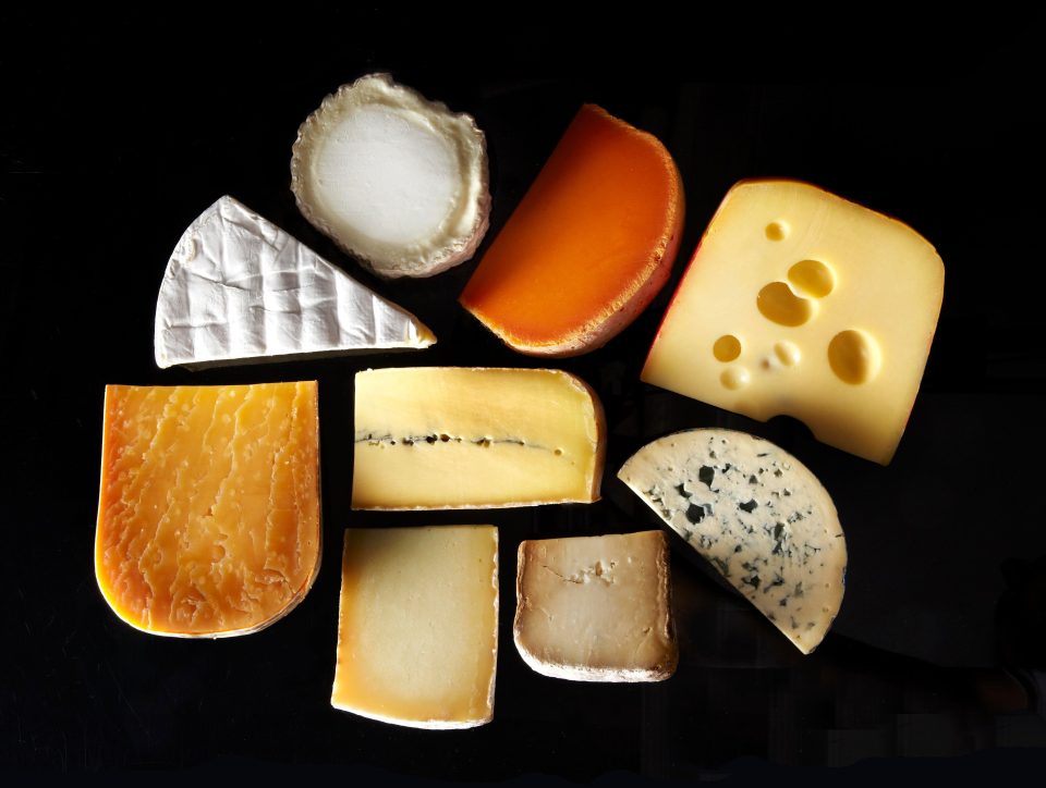  Your daily zinc dosage can be got from a normal diet, with foods such as cheese