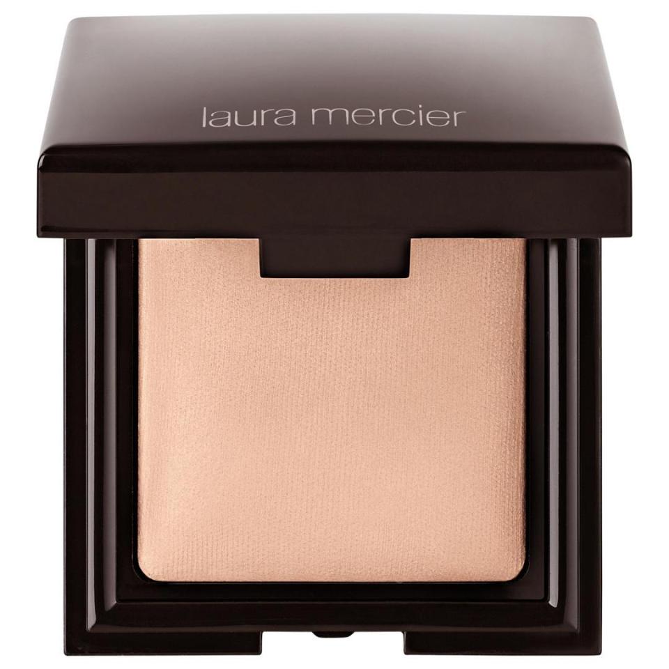  Laura Mercier Candleglow Sheer Perfecting Powder, £32