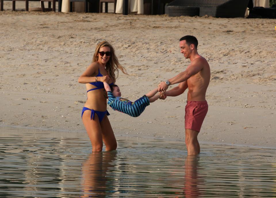  Catherine and husband Tom Pitford were seen playing with their three-year-old Alfie in the sea