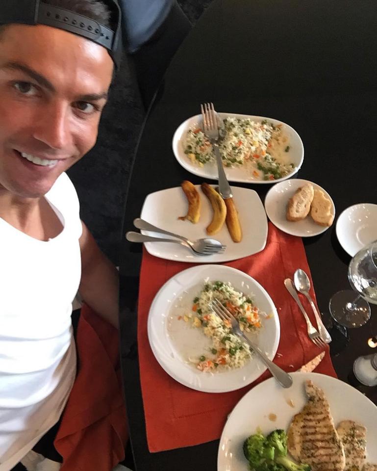  Cristiano Ronaldo places high emphasis on a healthy diet and fuels himself with protein